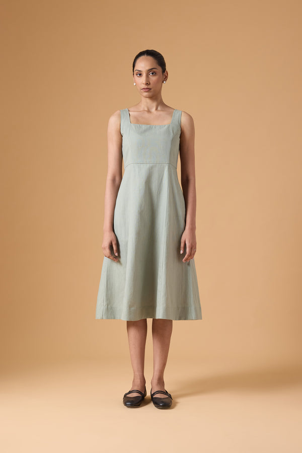 Linear Form Dress – Soft Sage